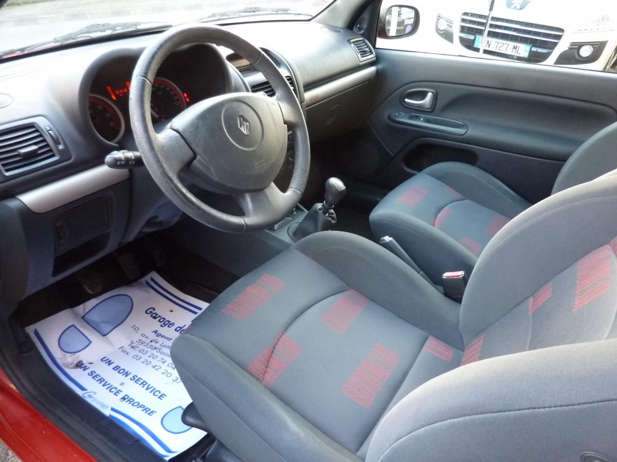 Interieur complet pour RENAULT CLIO 2 CAMPUS PHASE 2 d'occasion - Jaqu'Auto