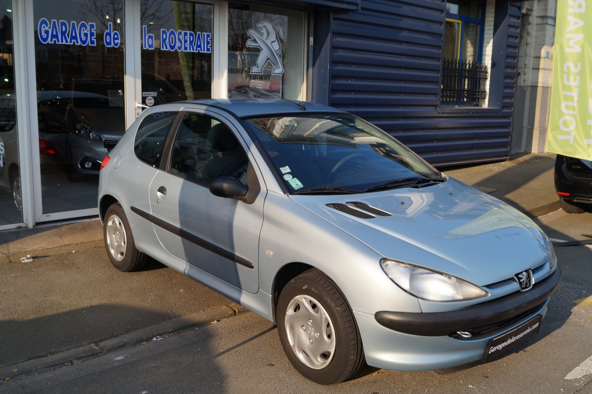 Annonce Peugeot 206 (2) 1.4 75 generation 3p 2007 ESSENCE occasion - Anzin  - Nord 59