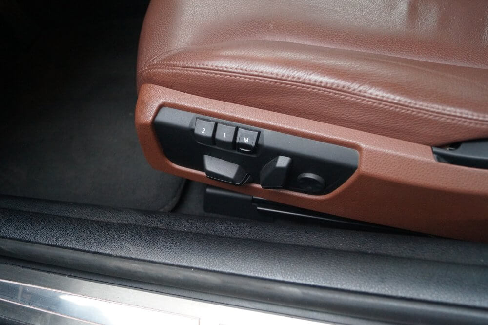 
								BMW SERIE 6 F12 CABRIOLET full									