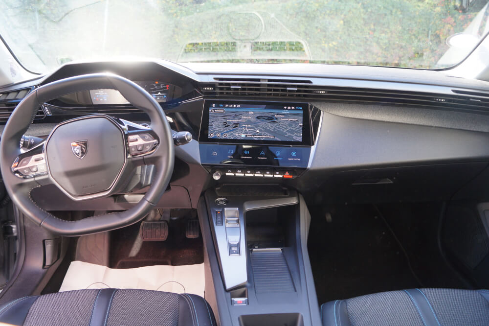 
								Peugeot 308 III full									