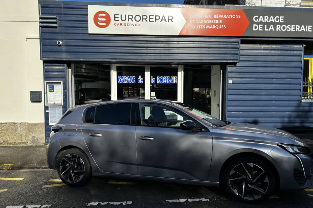 
								Peugeot 308 III full									